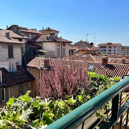 2-Bedroom Flat In The Heart Of Bergamo City Centre Luaran gambar